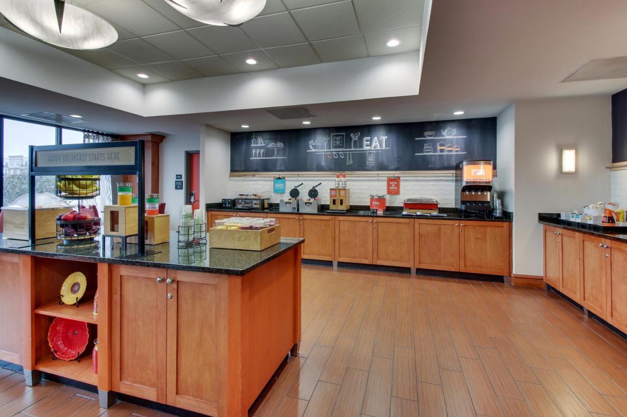Hampton Inn Indianapolis/Carmel Exteriör bild